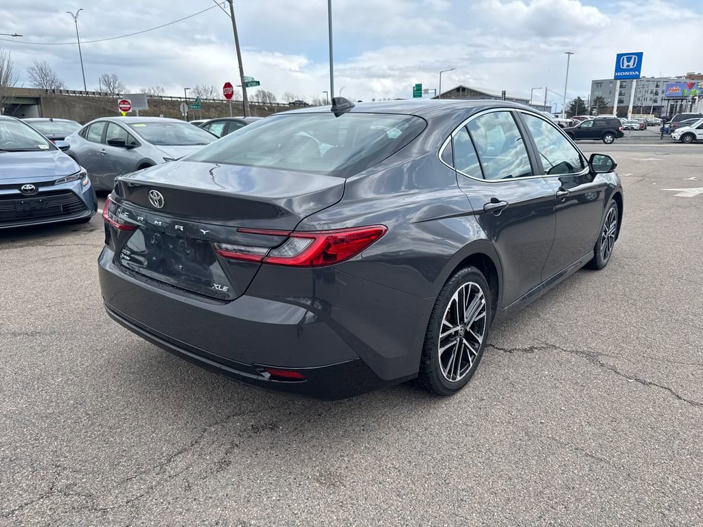 Used 2025 Toyota Camry XLE image 7