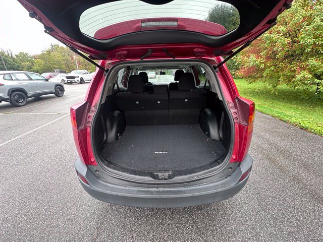 Used 2014 Toyota RAV4 XLE AWD/4WD image 10