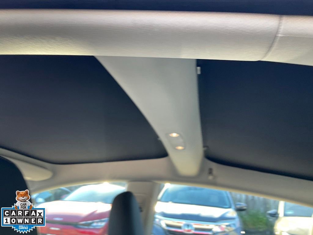 Used 2023 Tesla Model 3 Standard Range image 31