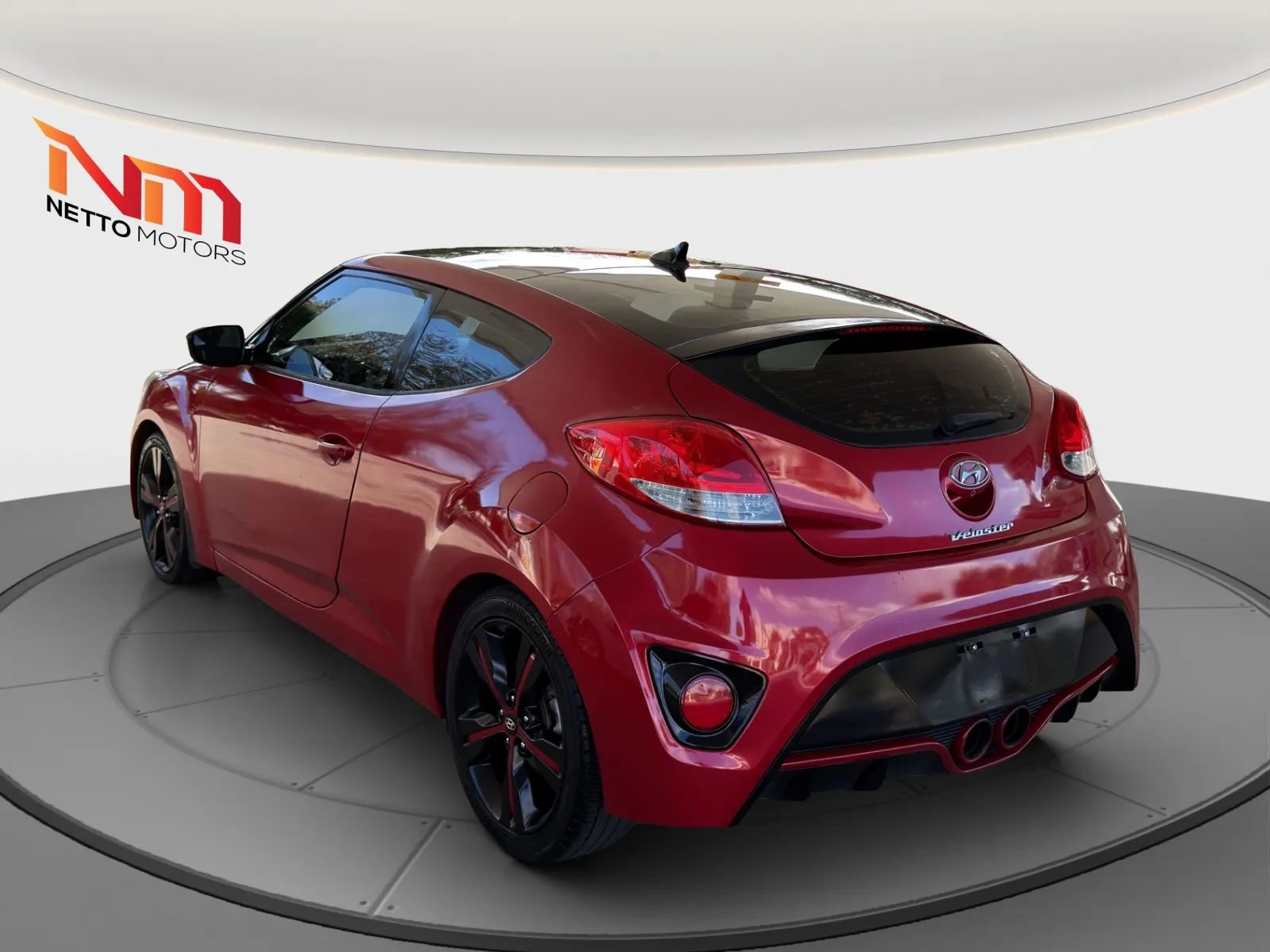 Used 2016 Hyundai Veloster w/ Option Group 02 image 3