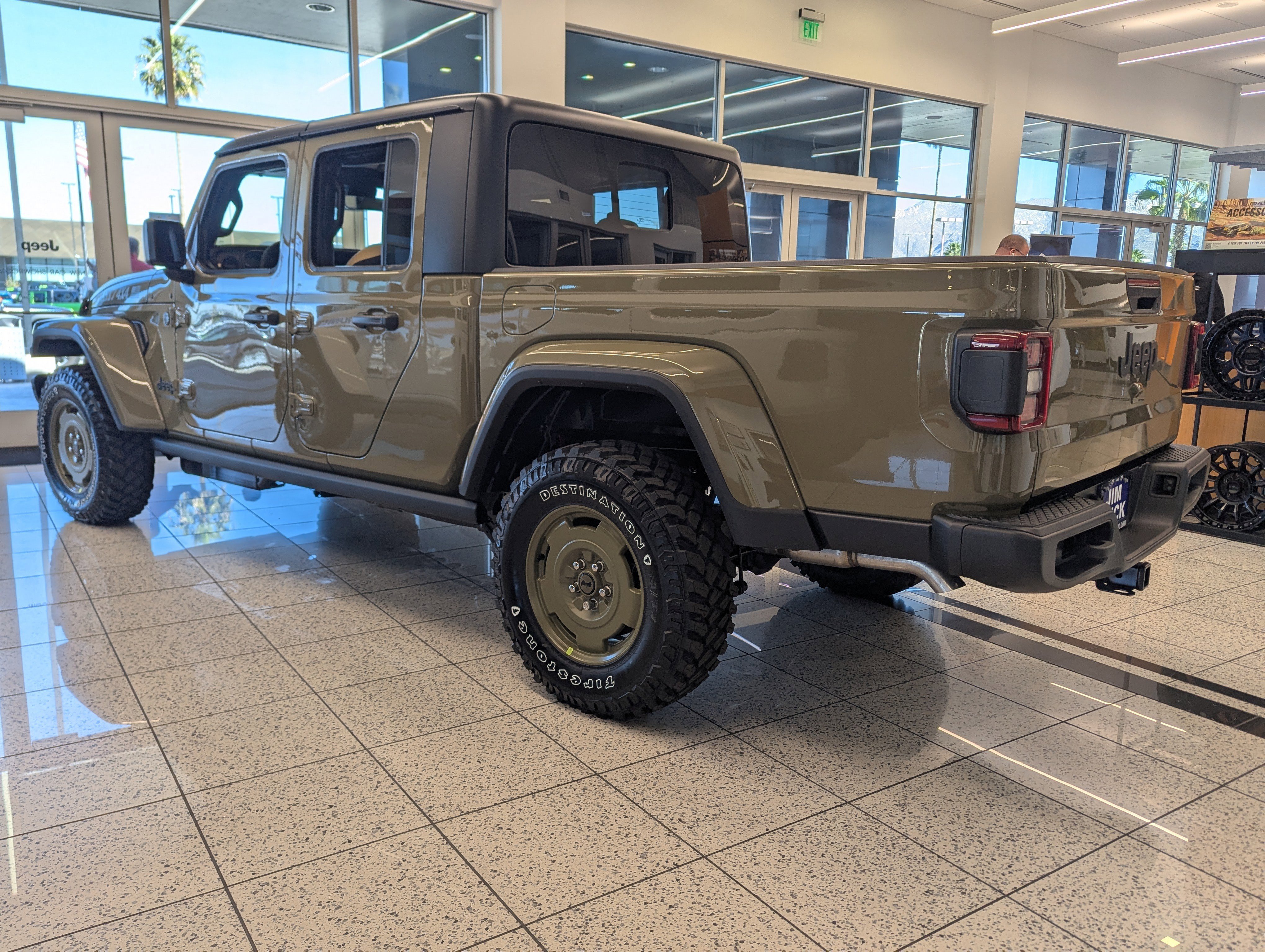 New 2026 Jeep Gladiator Sport image 4