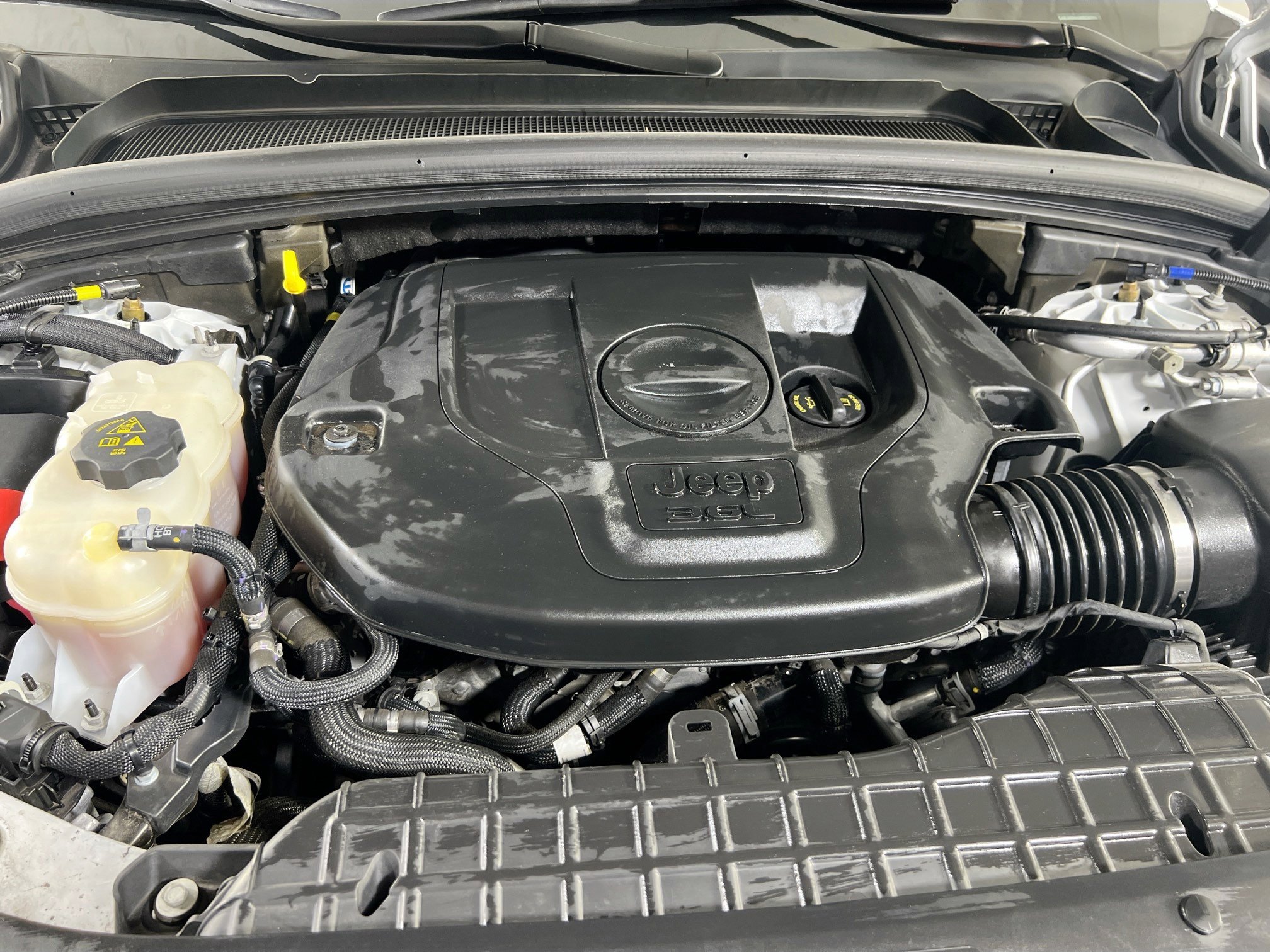 Used 2022 Jeep Grand Cherokee Overland image 30