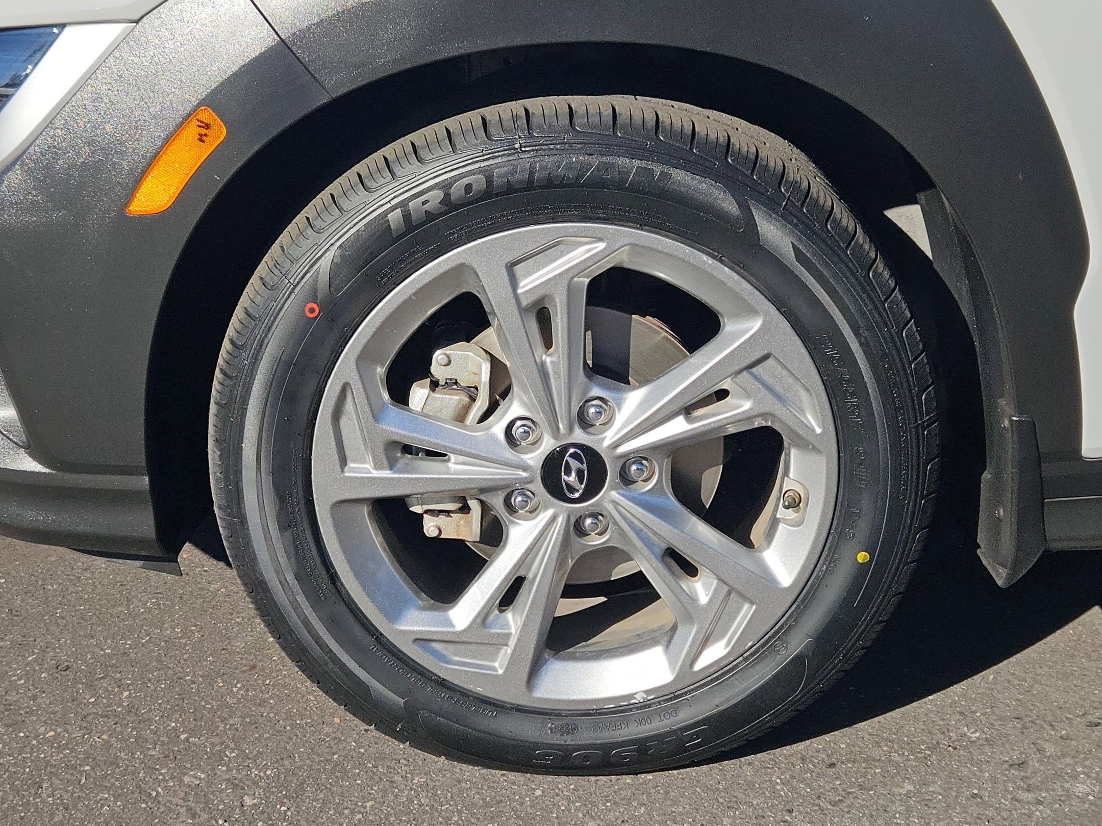 Used 2023 Hyundai Kona SEL w/ Cargo Package image 9