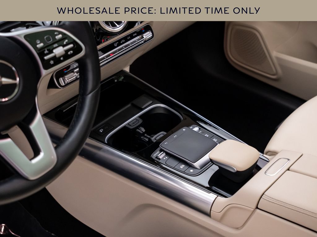 Used 2023 Mercedes-Benz GLA 250 4MATIC w/ Premium Package image 11
