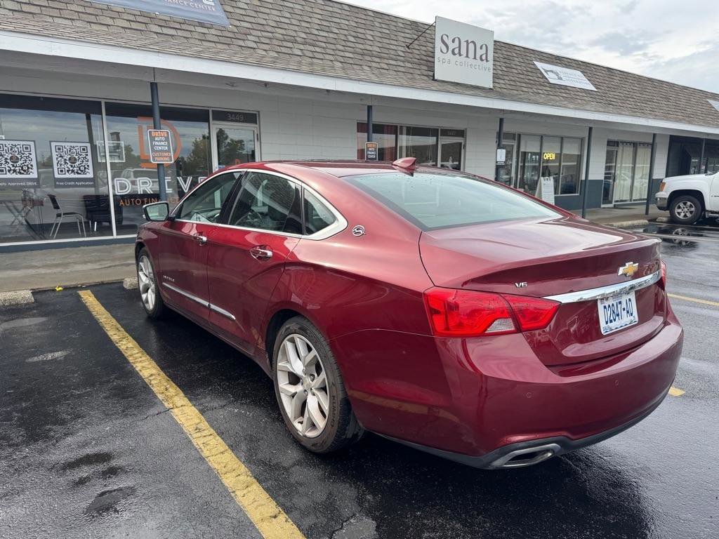 Used 2017 Chevrolet Impala Premier w/ Enhanced Convenience Package FWD image 3