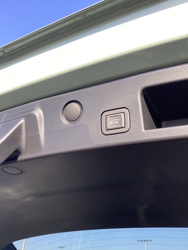 New 2026 Chevrolet Equinox LT w/ Convenience Package II image 37