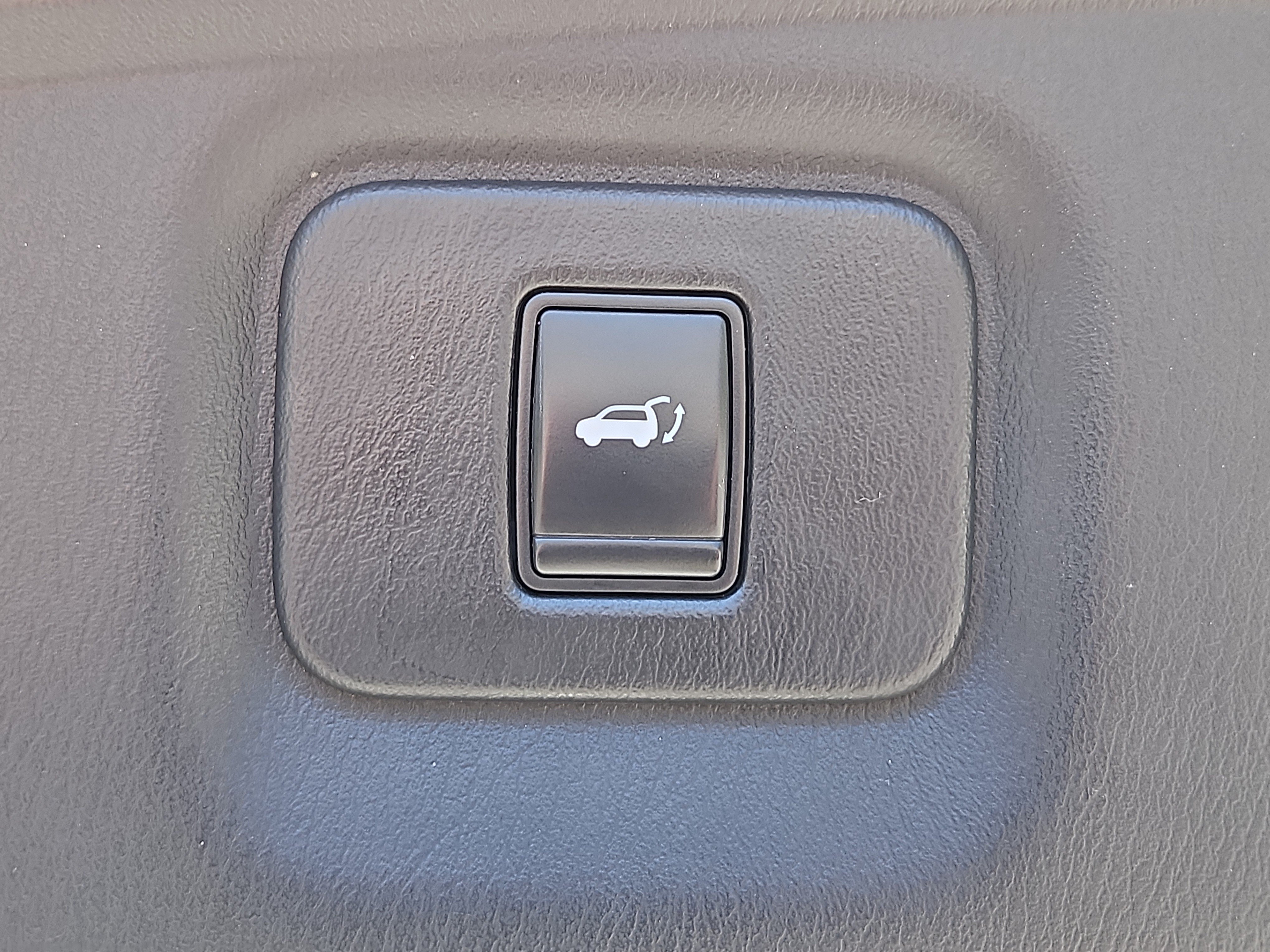 Used 2019 INFINITI QX60 Luxe w/ Sensory Package AWD/4WD image 17