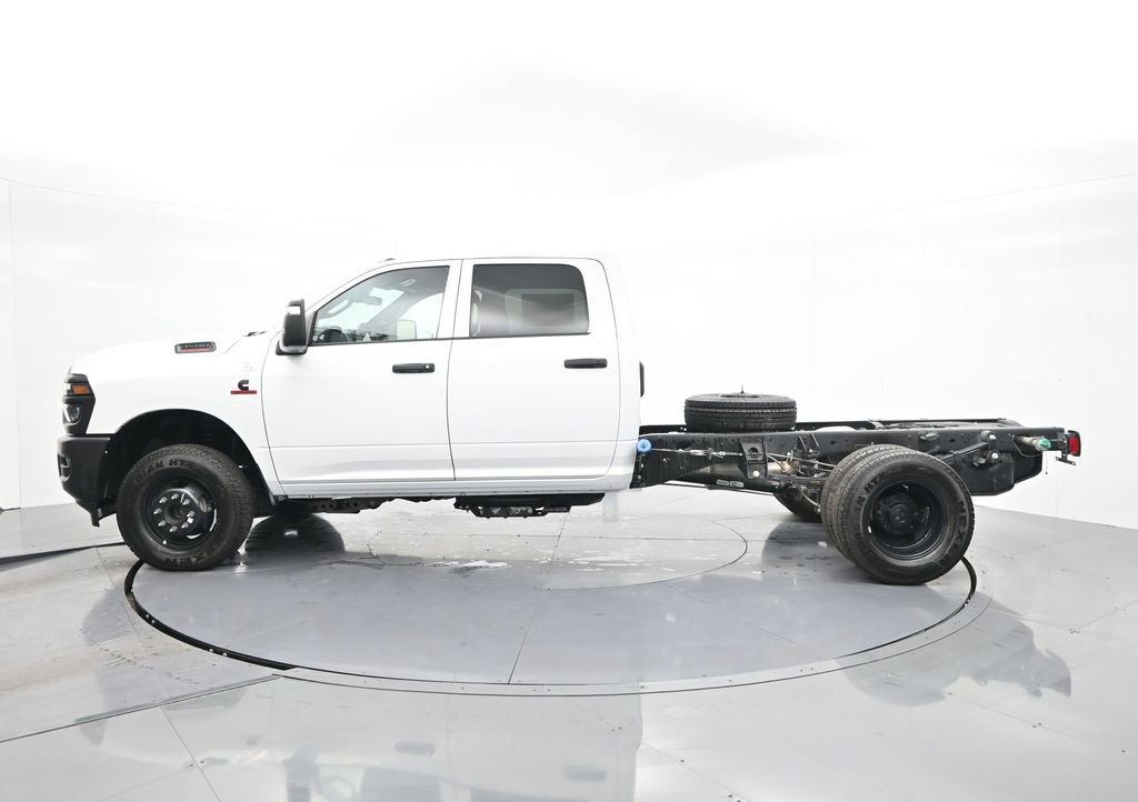 New 2026 RAM 3500 Tradesman image 10