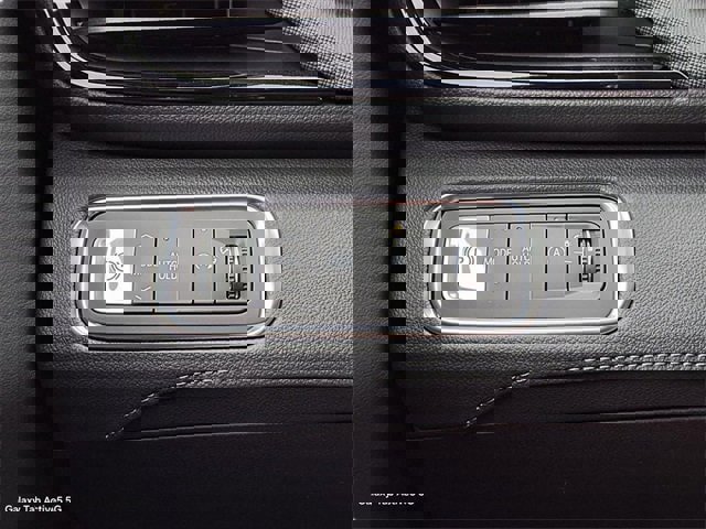 New 2026 Buick Enclave Preferred w/ LPO, Floor Liner Package image 18