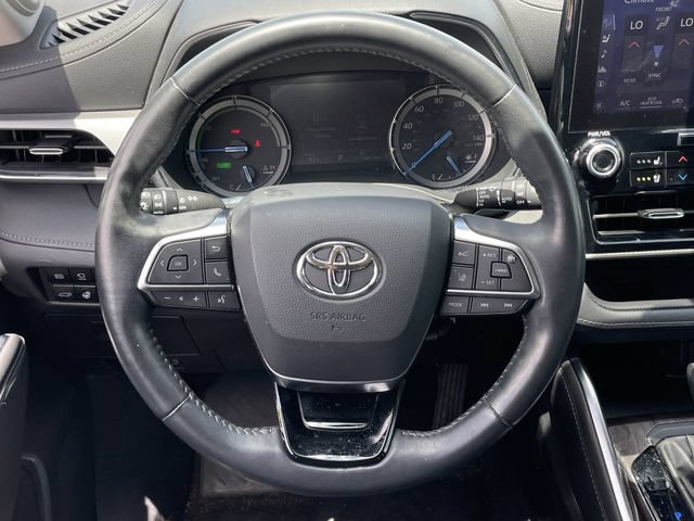 Used 2021 Toyota Highlander Platinum AWD/4WD image 12