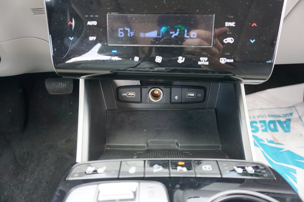Used 2023 Hyundai Tucson Limited FWD image 12