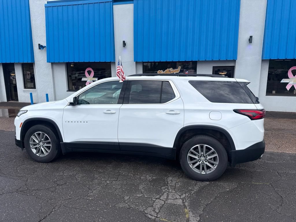 Used 2023 Chevrolet Traverse LT w/ LPO, Floor Liner Package AWD/4WD image 18