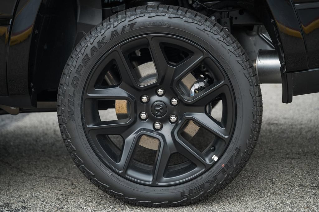 New 2026 RAM 1500 Laramie AWD/4WD image 20