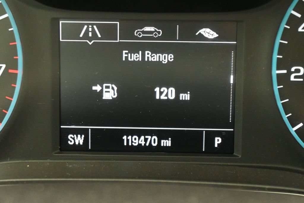 Used 2017 Chevrolet Cruze LS FWD image 15