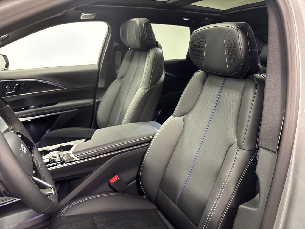 New 2026 Cadillac Lyriq Premium Sport image 30