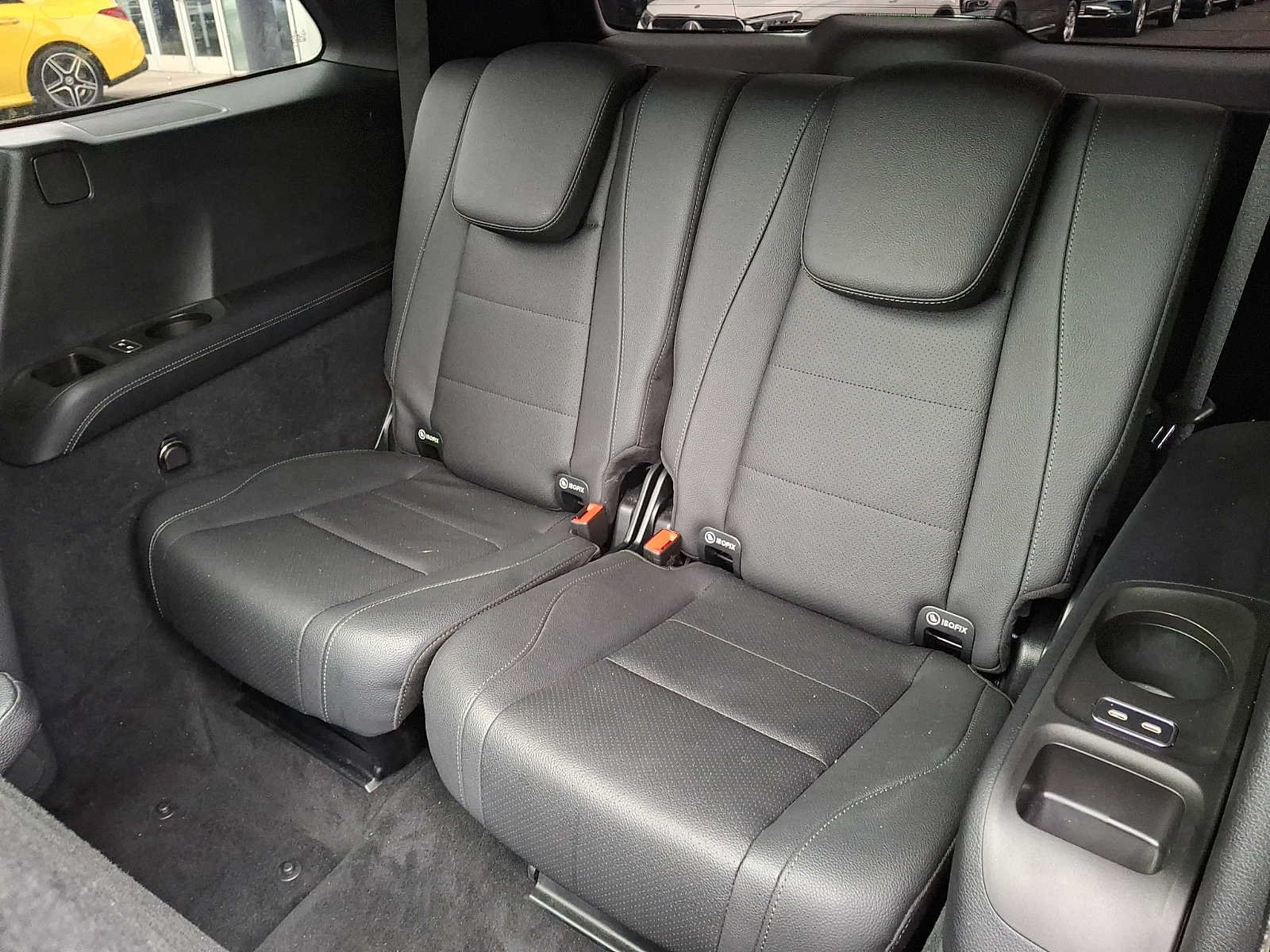 Used 2025 Mercedes-Benz GLS 450 4MATIC image 9