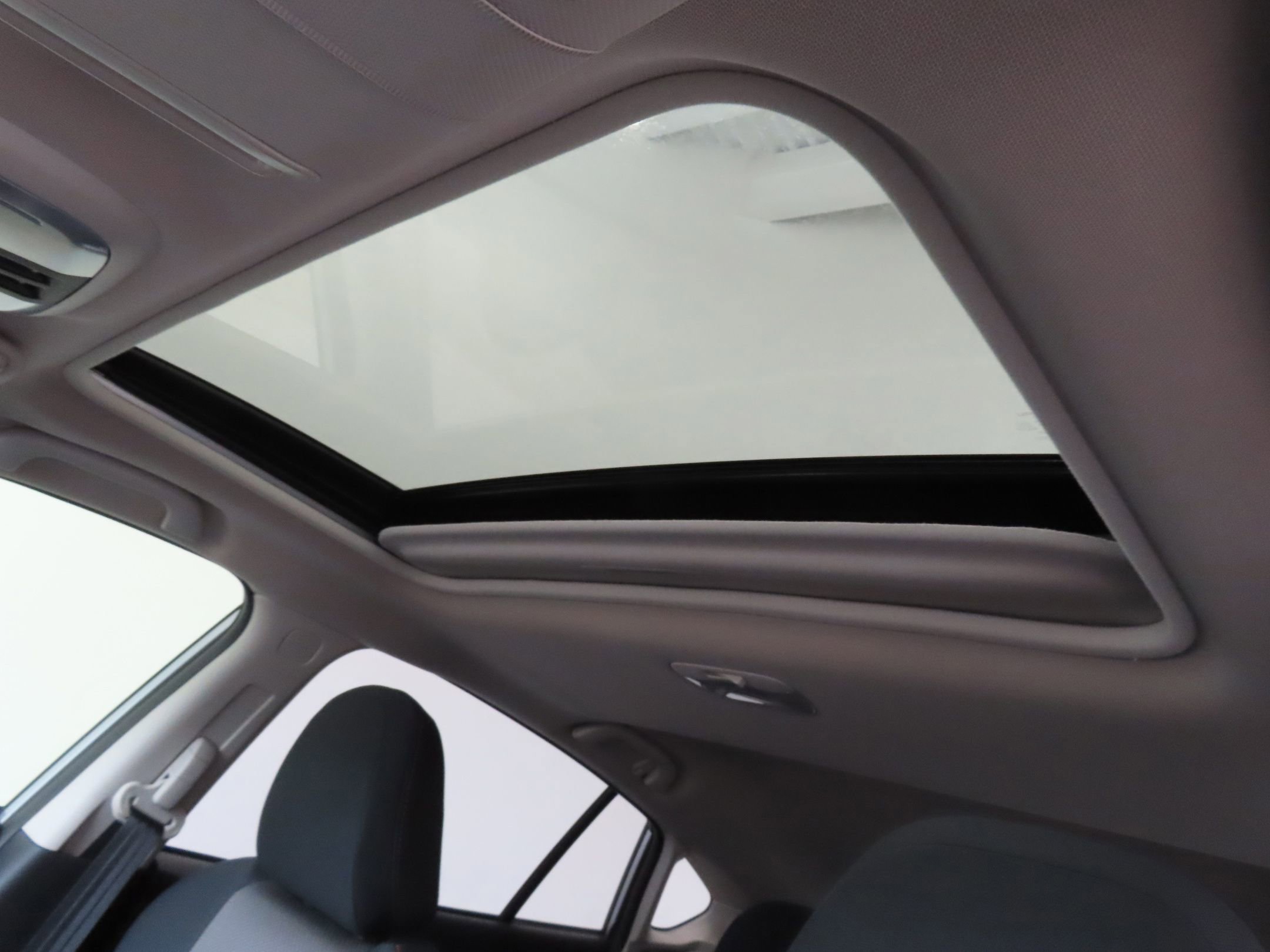 Used 2019 Subaru Crosstrek 2.0i Premium AWD/4WD image 21