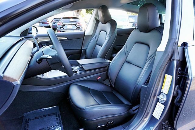 Used 2023 Tesla Model 3 Standard Range RWD image 15