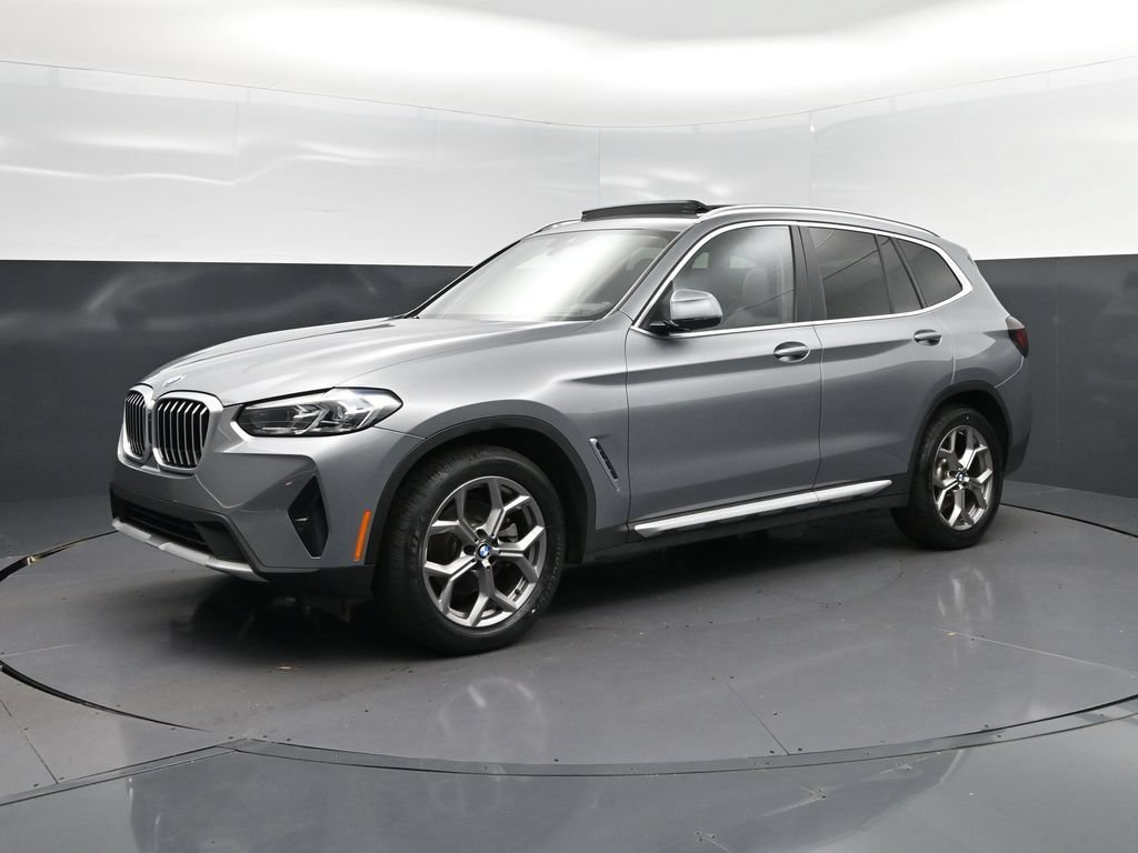 Certified 2024 BMW X3 sDrive30i w/ Premium Package w/ZPA RWD image 3