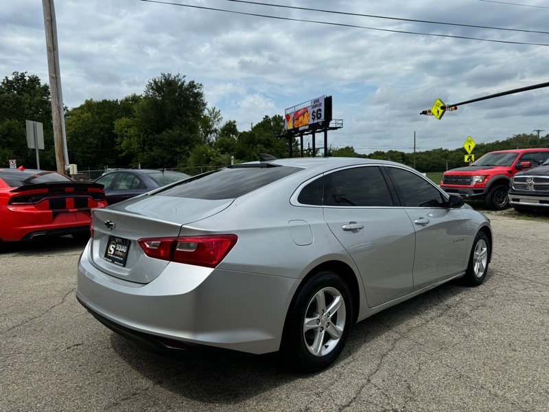 Used 2021 Chevrolet Malibu LS image 4