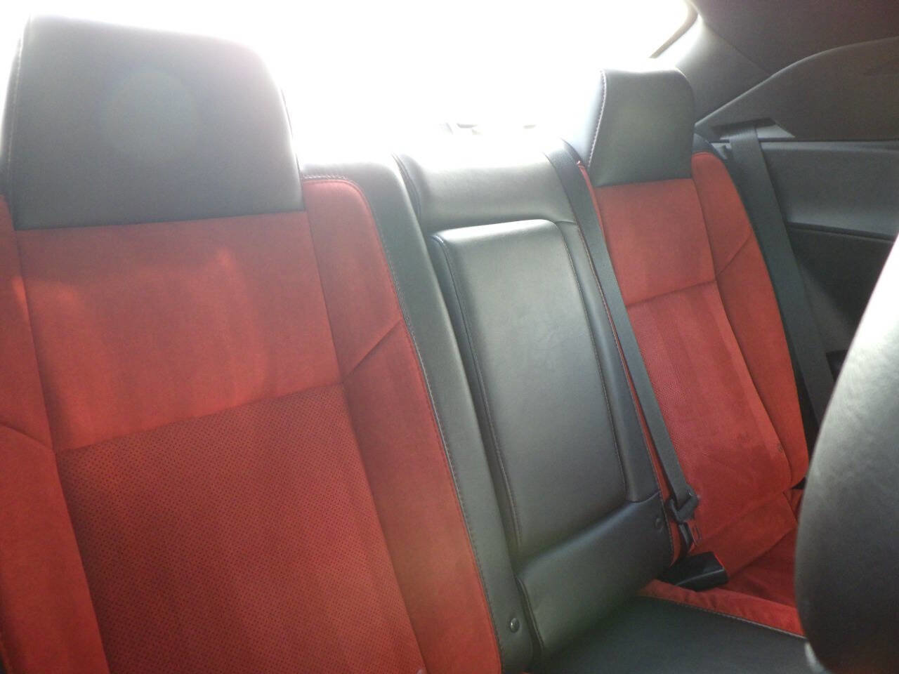 Used 2018 Dodge Challenger R/T Plus image 17