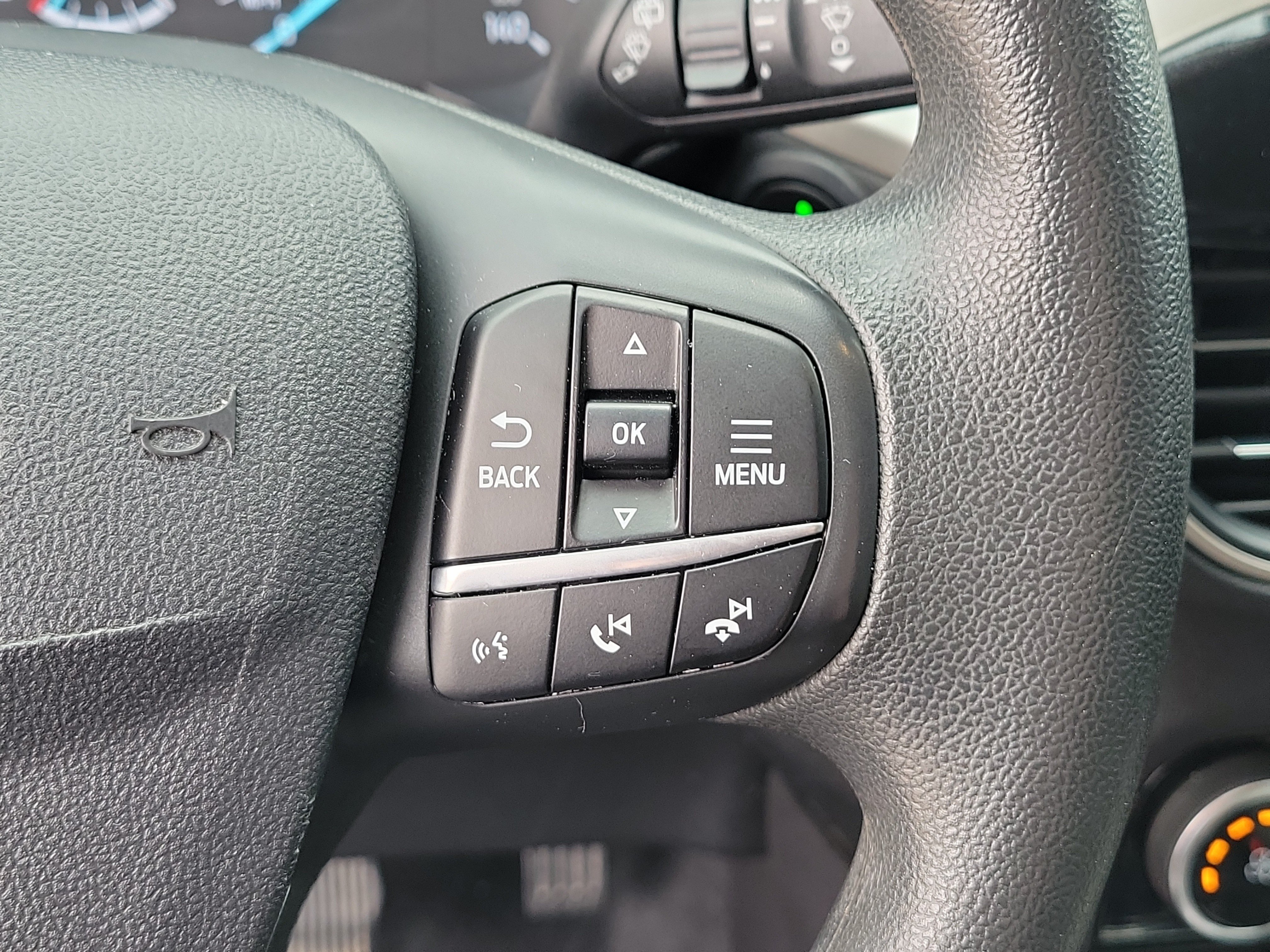 Used 2022 Ford Escape SE FWD image 24