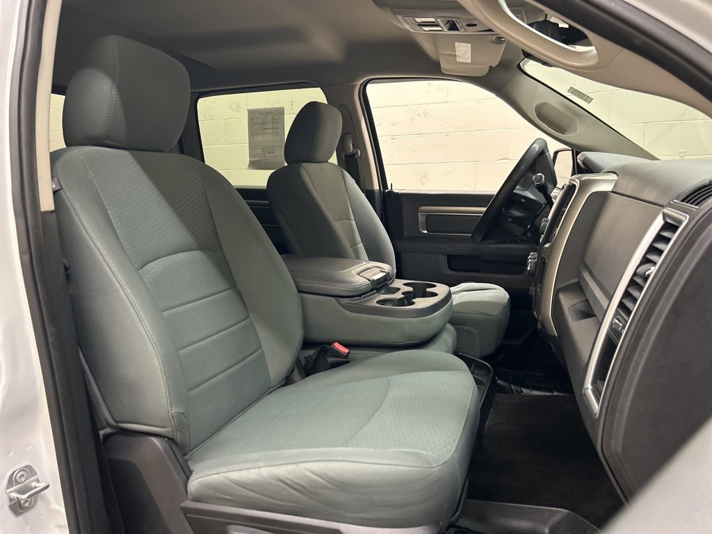 Used 2016 RAM 2500 SLT image 10