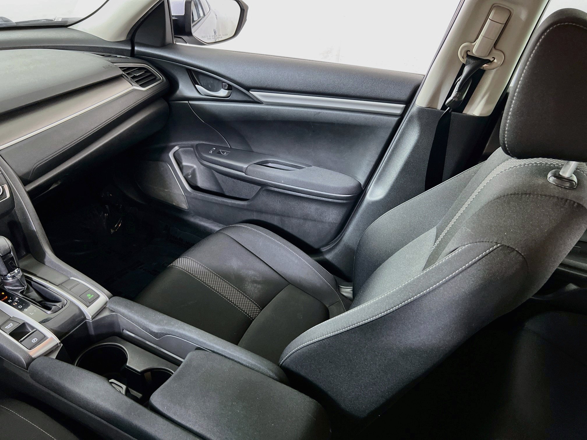 Used 2019 Honda Civic LX image 21