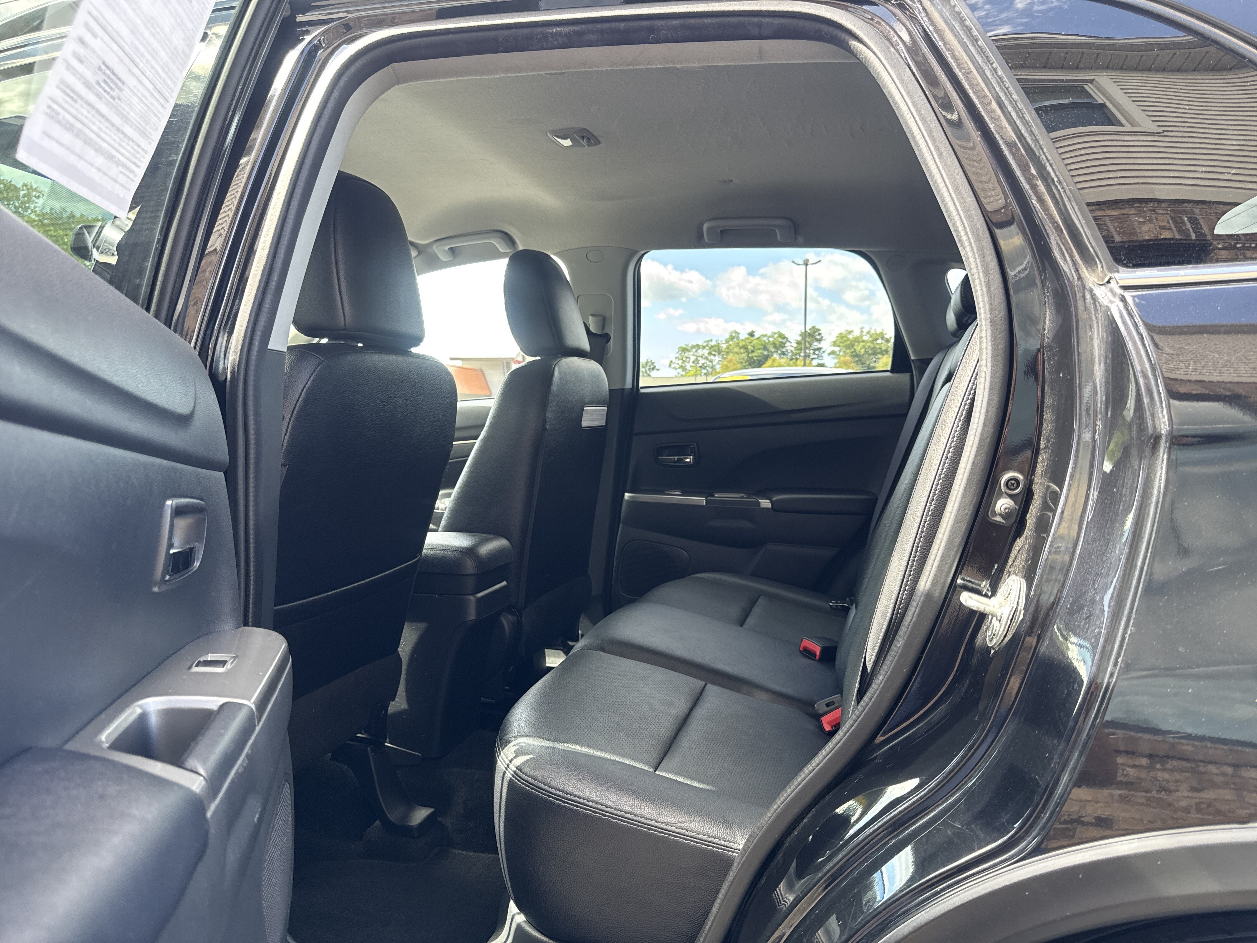 Used 2018 Mitsubishi Outlander Sport SEL AWD/4WD image 13