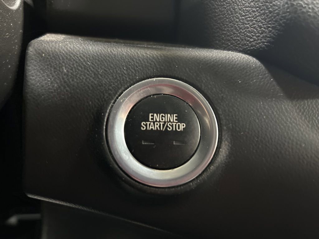 Used 2020 GMC Terrain SLE w/ Driver Convenience Package image 30