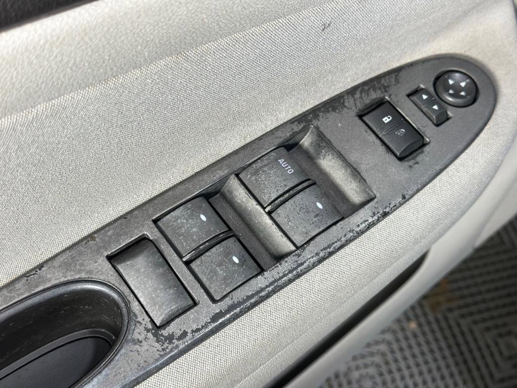 Used 2008 Chevrolet Cobalt LT FWD image 22