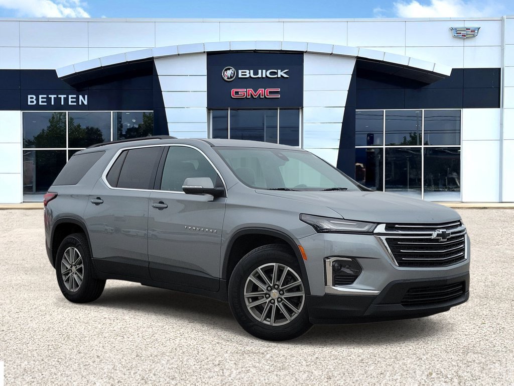 Used 2023 Chevrolet Traverse LT