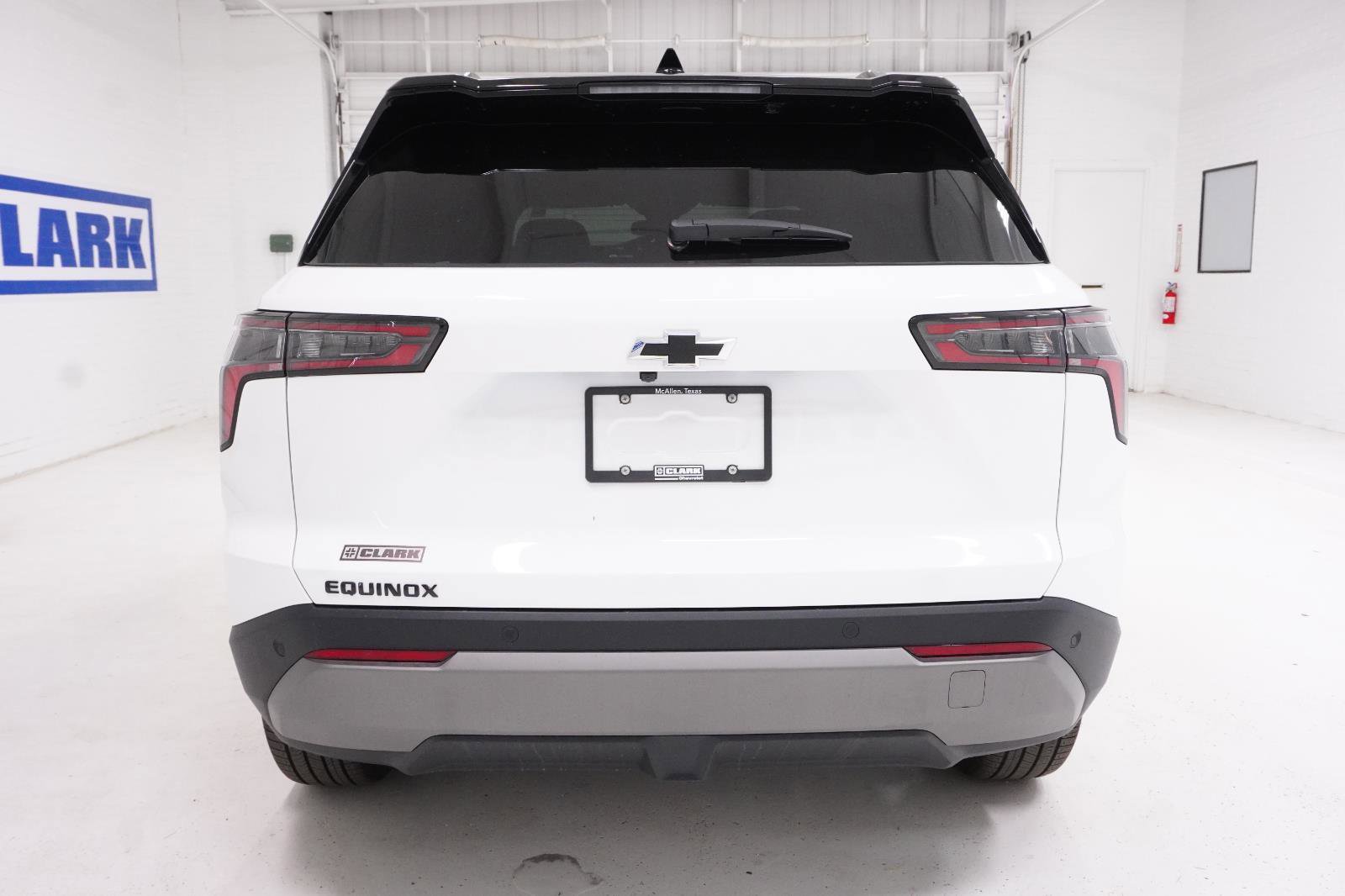 New 2026 Chevrolet Equinox LT w/ Midnight Edition image 6