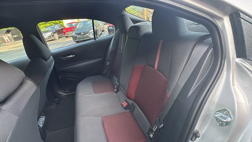 Used 2025 Toyota Corolla SE FWD image 31