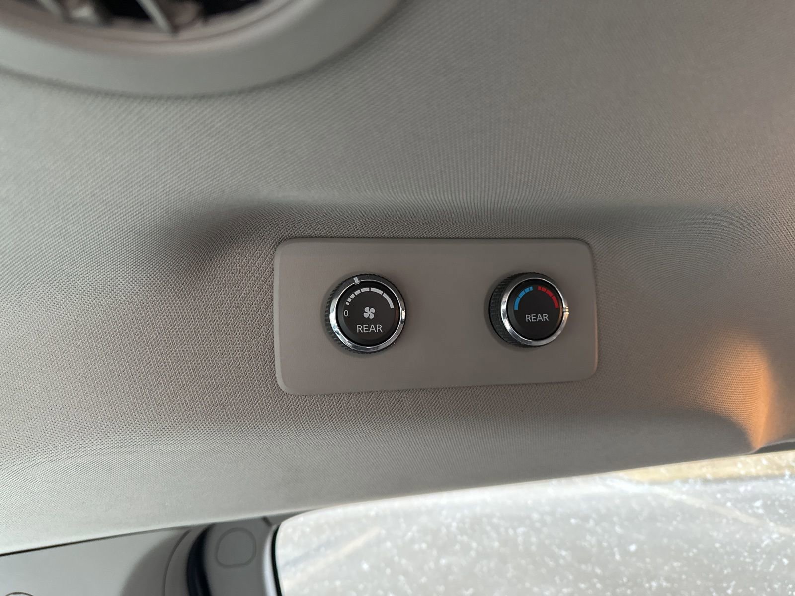 Used 2008 Nissan Quest w/ Seat Pkg image 22