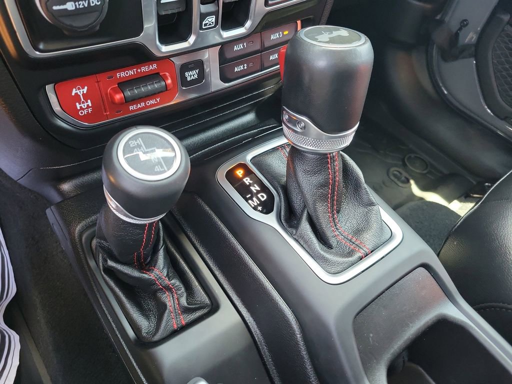 Used 2020 Jeep Wrangler Unlimited Rubicon w/ Quick Order Package 28Y Recon AWD/4WD image 16