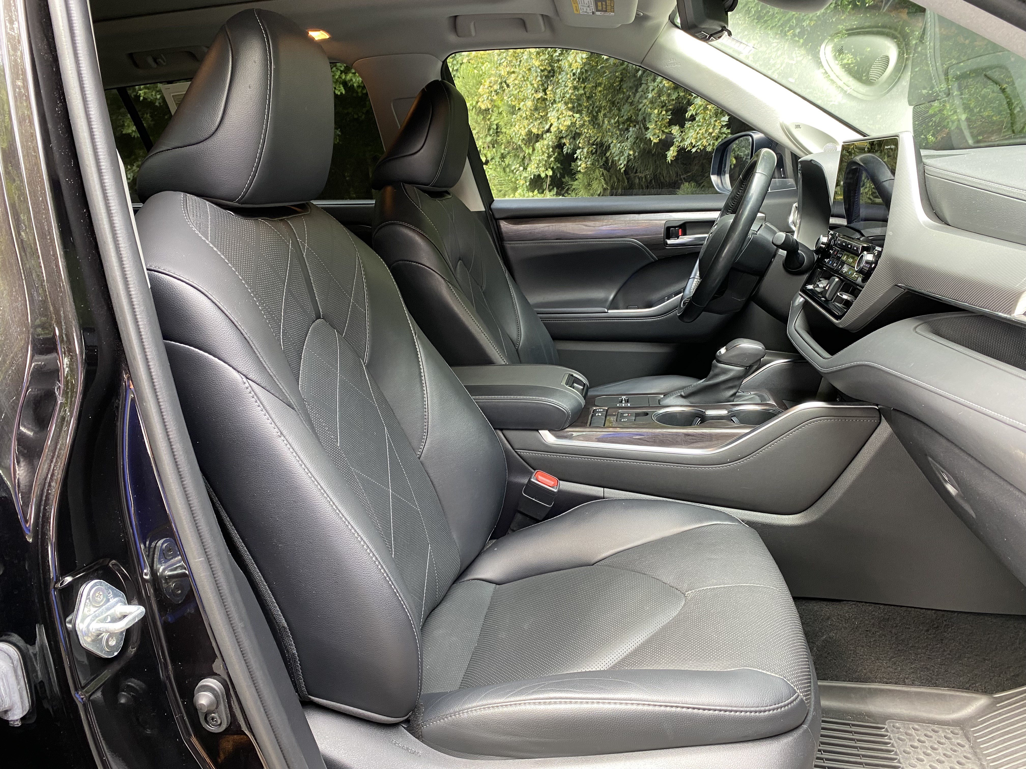 Used 2022 Toyota Highlander Platinum FWD image 37
