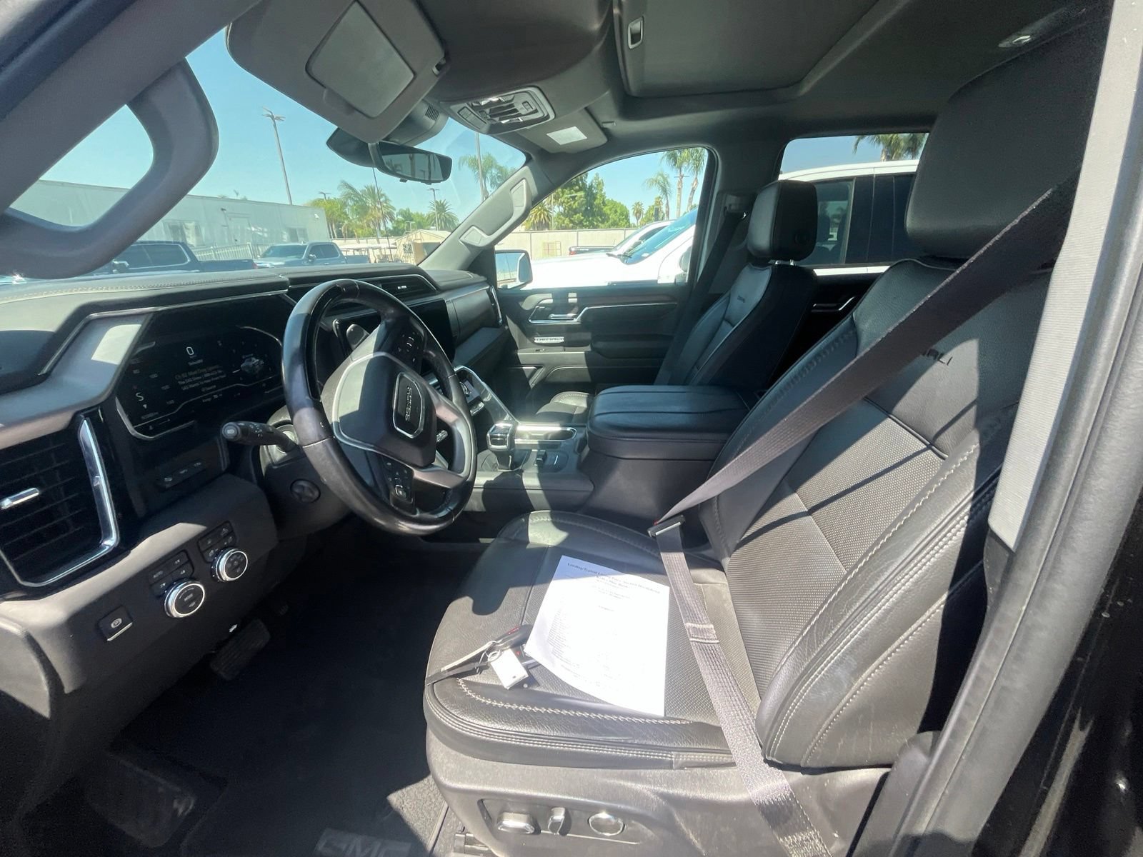 Used 2024 GMC Sierra 1500 Denali AWD/4WD image 8
