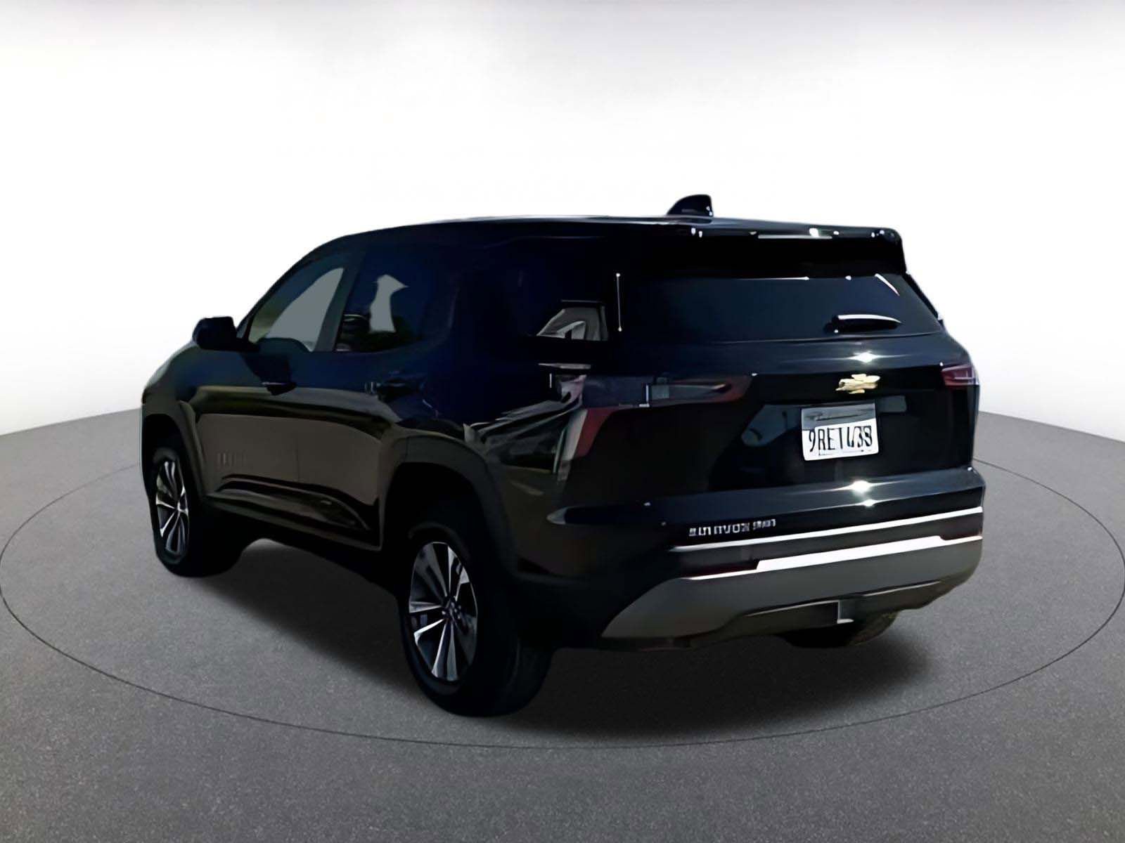 Used 2025 Chevrolet Equinox LT image 16