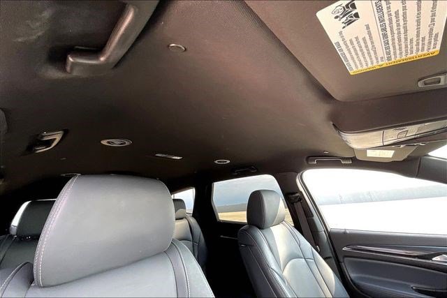 Used 2024 Buick Enclave Premium image 27