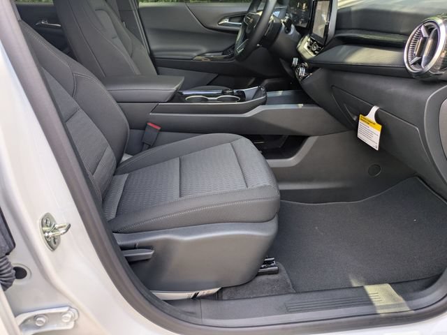New 2027 Chevrolet Equinox LT FWD image 34