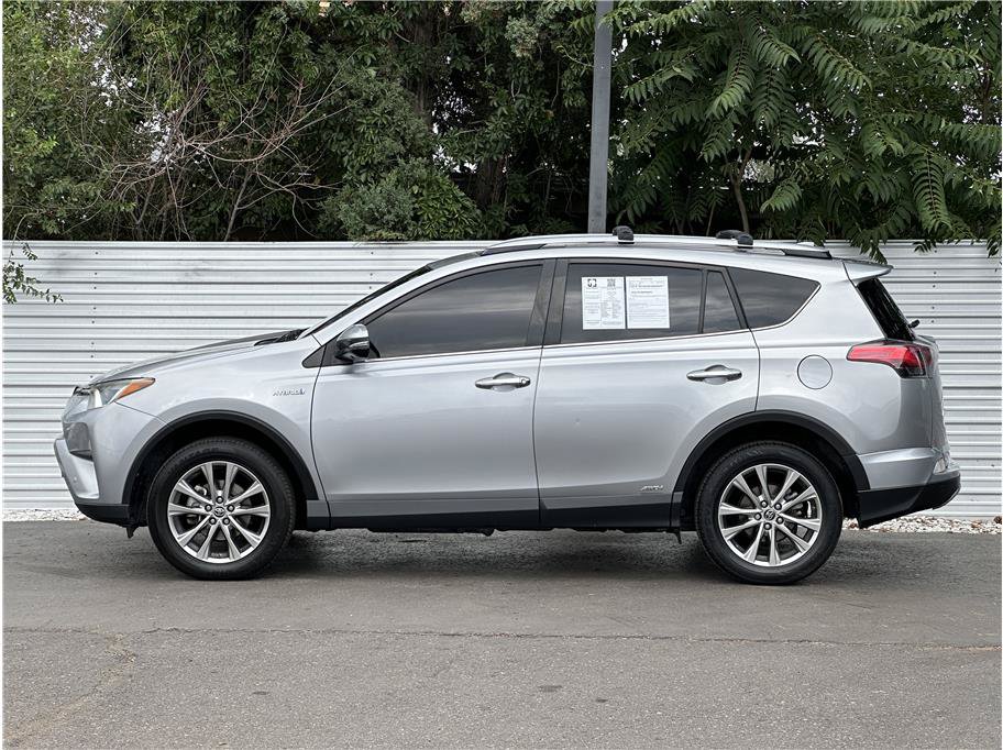 Used 2018 Toyota RAV4 Limited w/ Advanced Technology Package AWD/4WD image 13