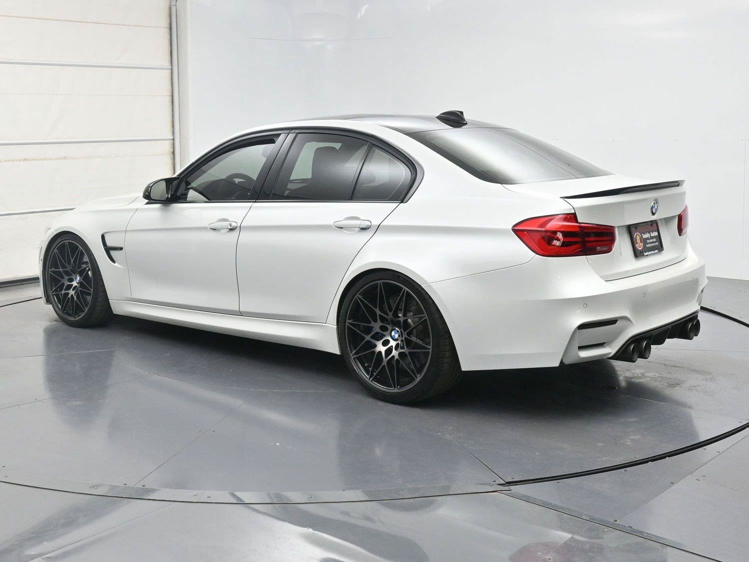 Used 2018 BMW M3 RWD image 25