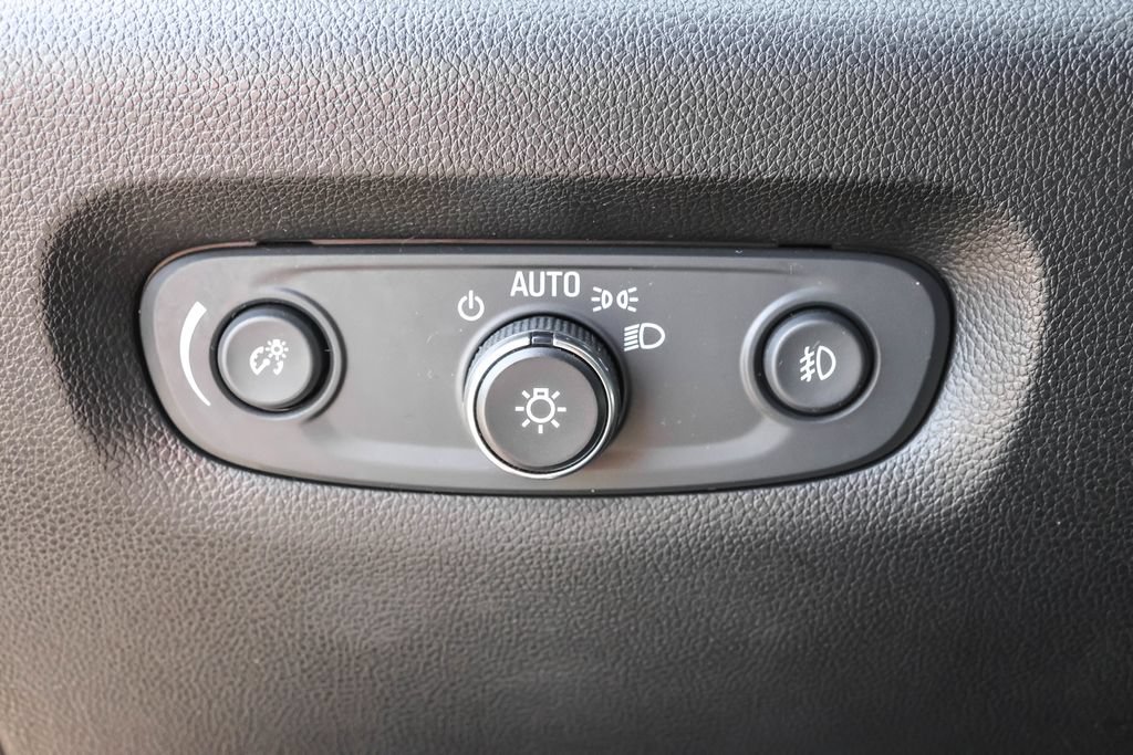 Used 2020 Chevrolet Traverse LT AWD/4WD image 18
