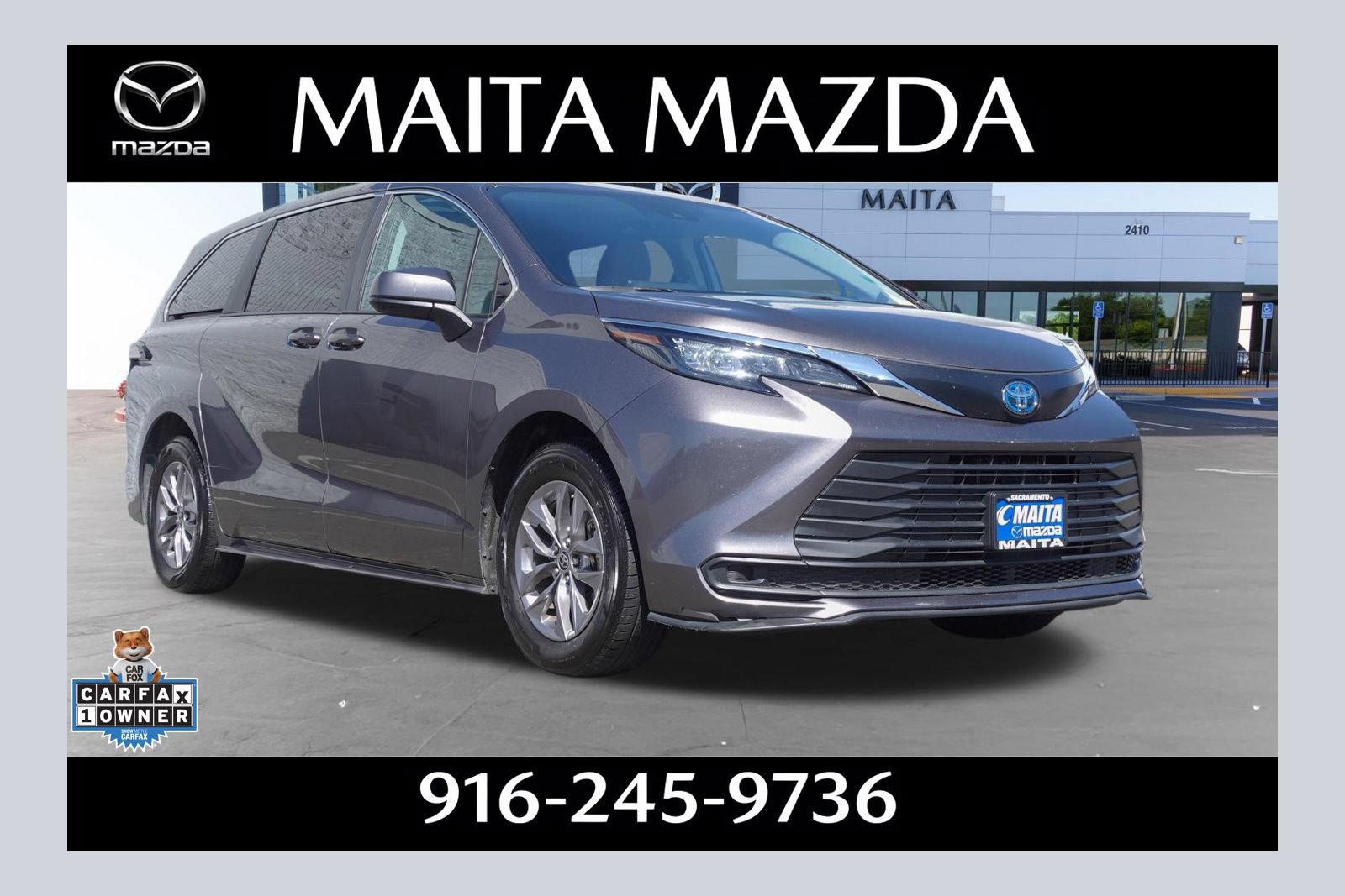 Used 2024 Toyota Sienna LE AWD/4WD image 1