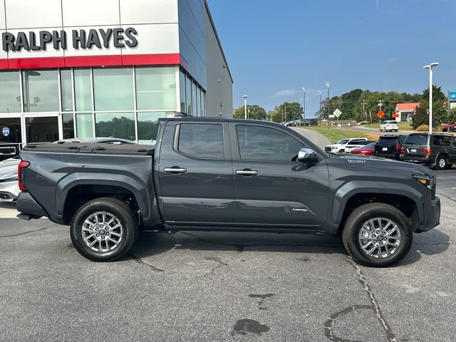 Used 2024 Toyota Tacoma Limited AWD/4WD image 2