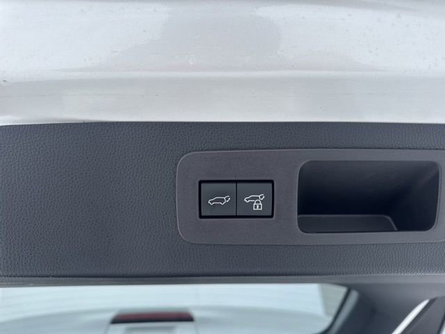 Used 2024 Lexus LX 600 4WD w/ Appearance Package image 22