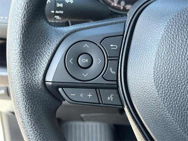 Used 2025 Toyota RAV4 XLE image 25