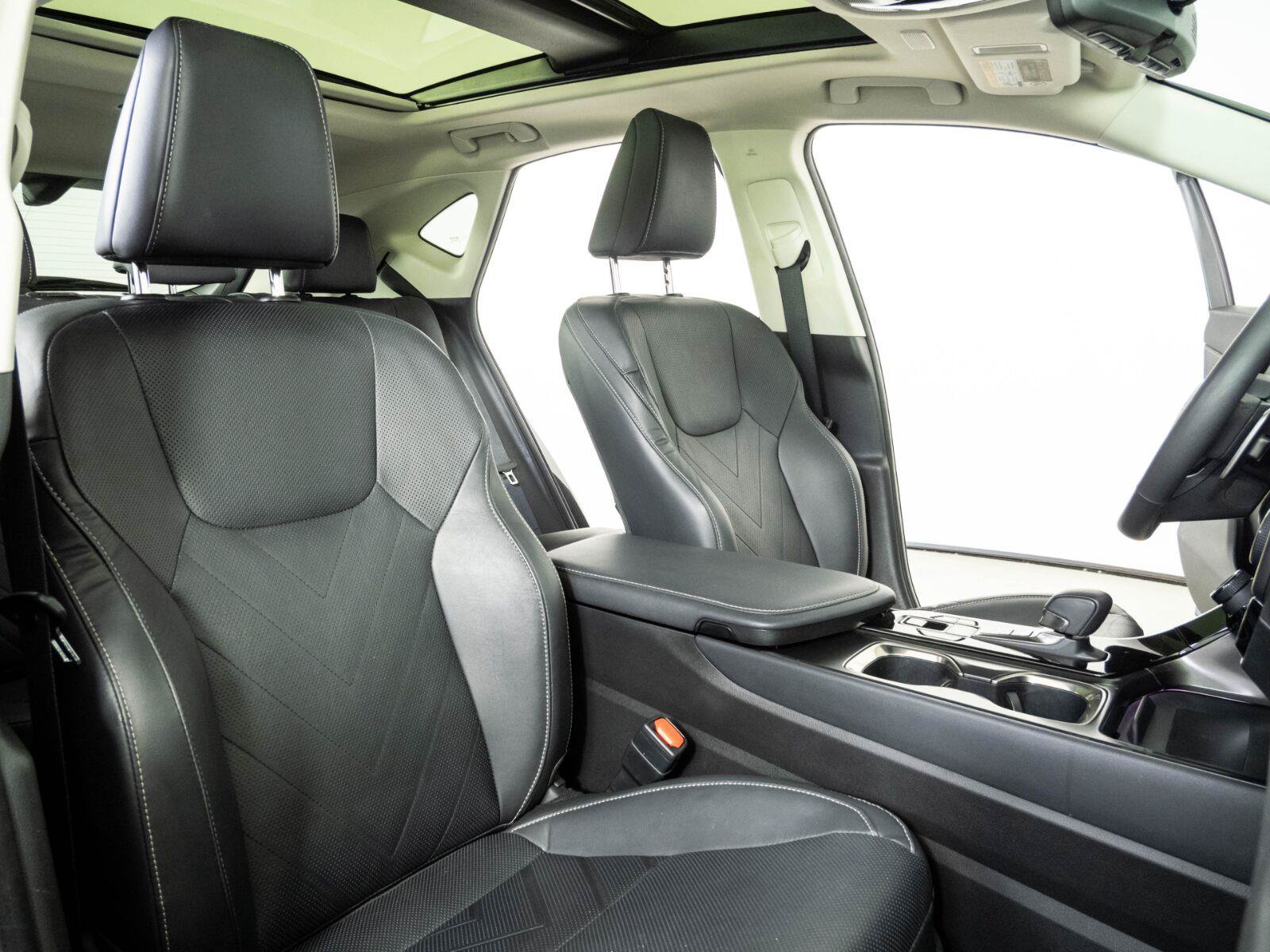Used 2024 Lexus NX 350h AWD w/ Vision Package image 21