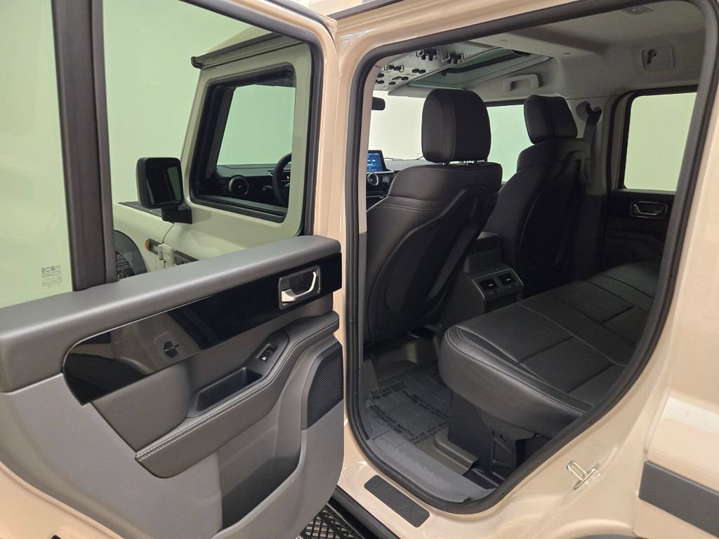 Used 2024 INEOS Grenadier Station Wagon AWD/4WD image 18